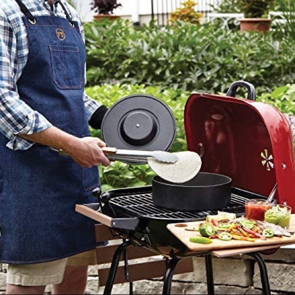 Outset Cast Iron Multi-Purpose Pot, Tortilla and Pancake Warmer with Lid 3 Quart - Picture 1 of 9